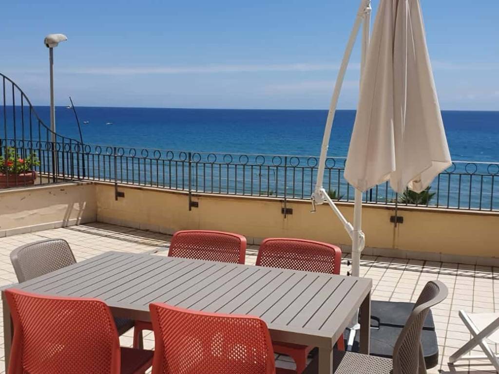 appartamento in affitto a Laigueglia