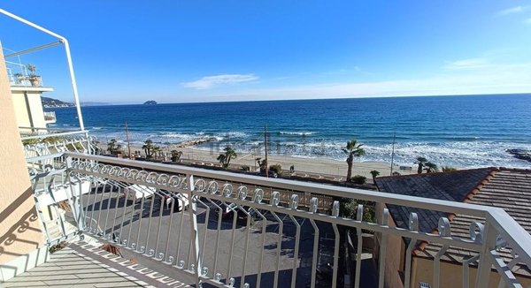 appartamento in affitto a Laigueglia