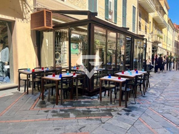 negozio in affitto a Loano