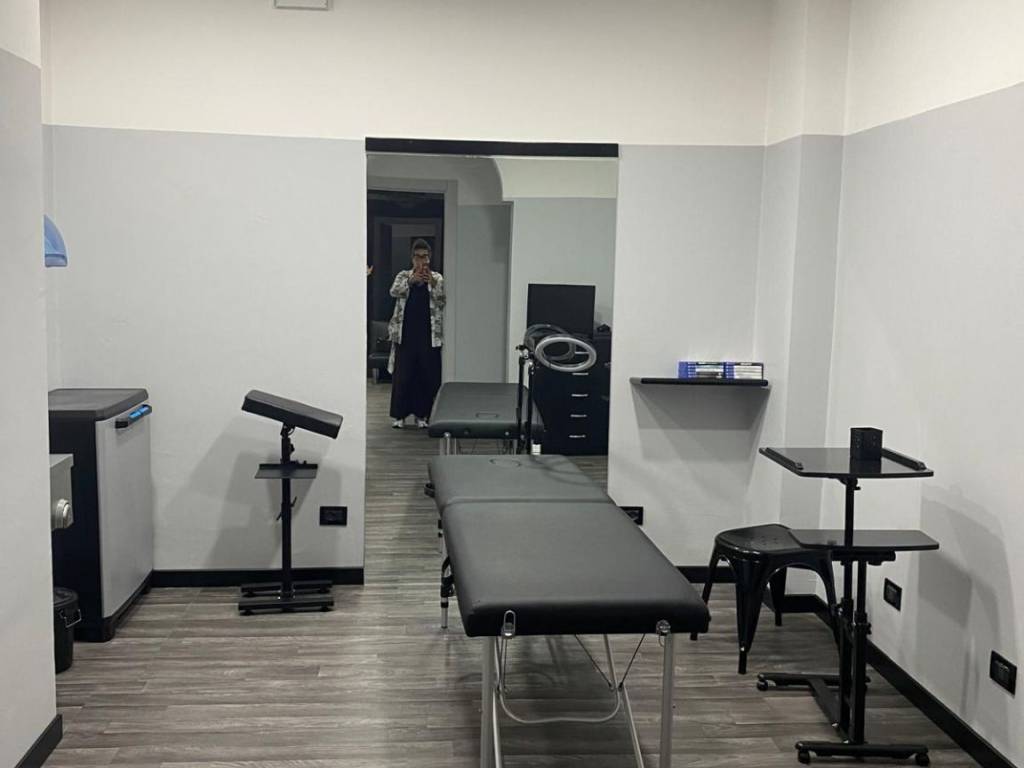 negozio in affitto a Loano