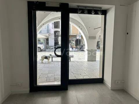 negozio in affitto a Millesimo in zona Braia