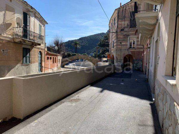 appartamento in affitto a Noli