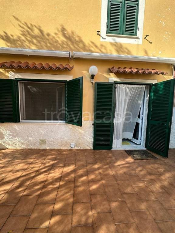 appartamento in affitto a Noli