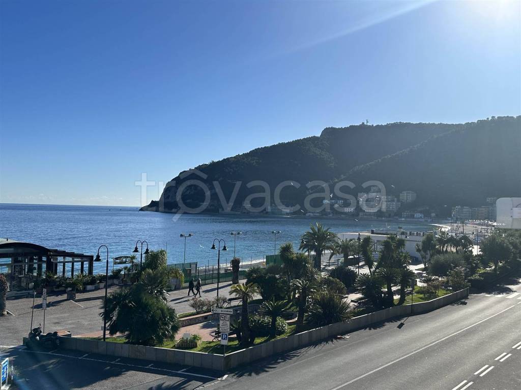 appartamento in affitto a Noli