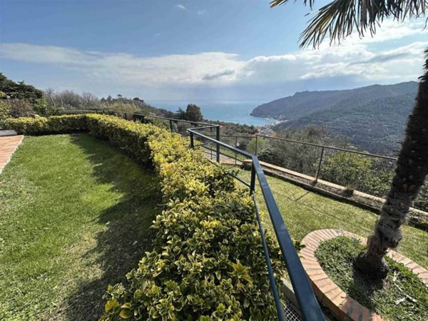 appartamento in affitto a Noli in zona Voze