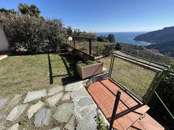 appartamento in affitto a Noli in zona Voze