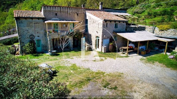 casa indipendente in affitto ad Orco Feglino