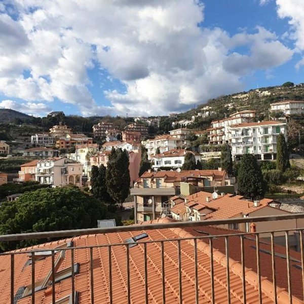 appartamento in affitto a Pietra Ligure