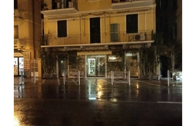 locale commerciale in affitto a Pietra Ligure