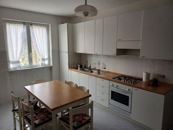 casa indipendente in affitto a Quiliano in zona Roviasca