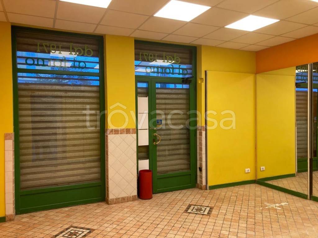negozio in affitto a Quiliano in zona Valleggia