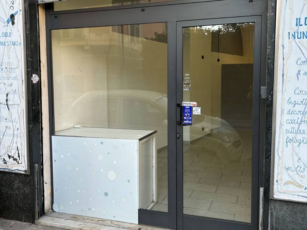negozio in affitto a Savona