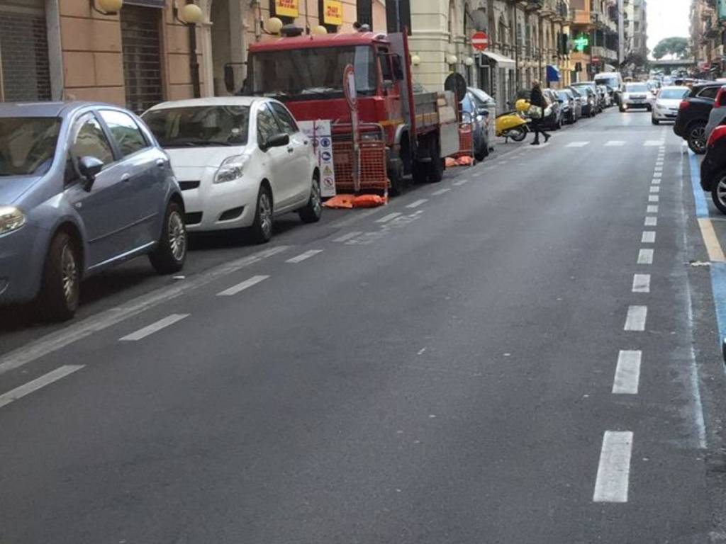 negozio in affitto a Savona in zona Centro Storico