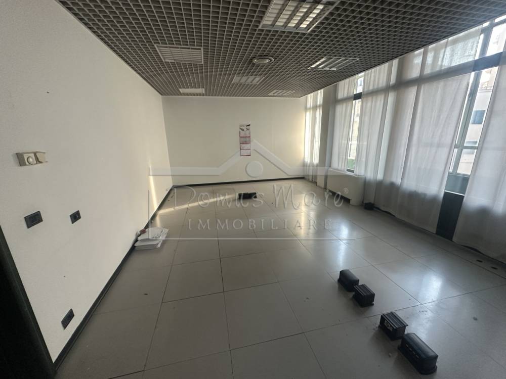 ufficio in affitto a Savona in zona Centro Storico