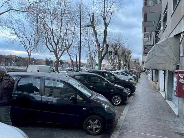 locale commerciale in affitto a Savona