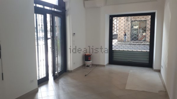 negozio in affitto a Savona in zona Centro Storico