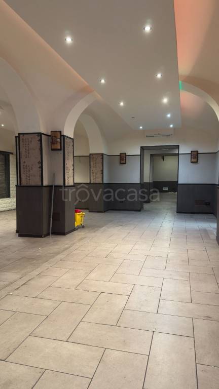 negozio in affitto a Savona