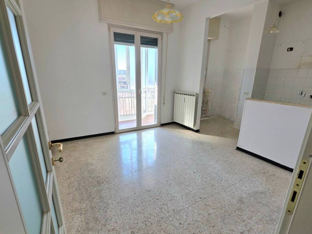 appartamento in affitto a Savona in zona Santuario