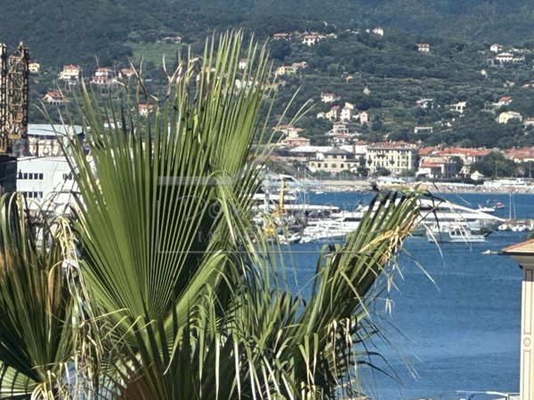 appartamento in affitto a Savona