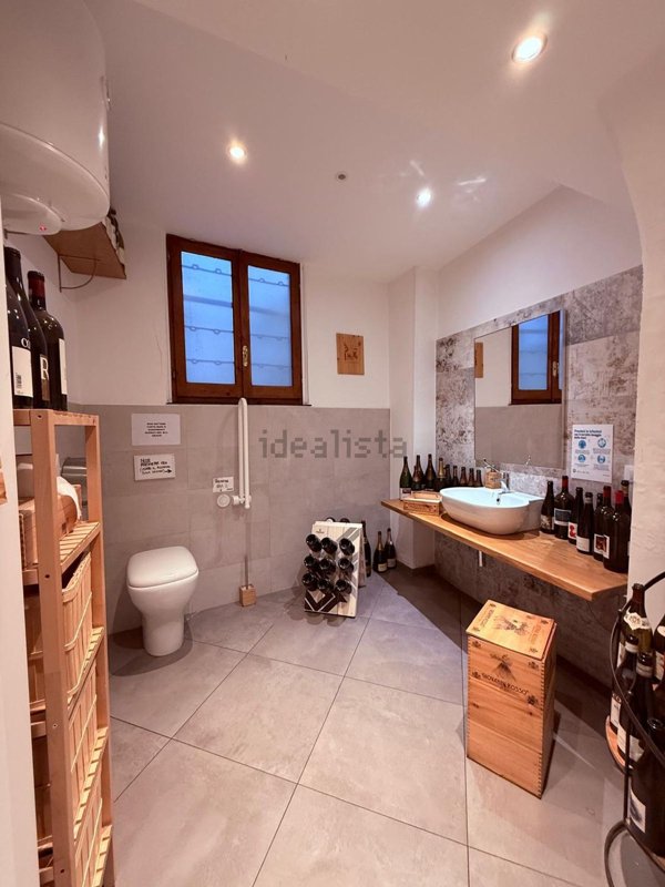 negozio in affitto a Savona