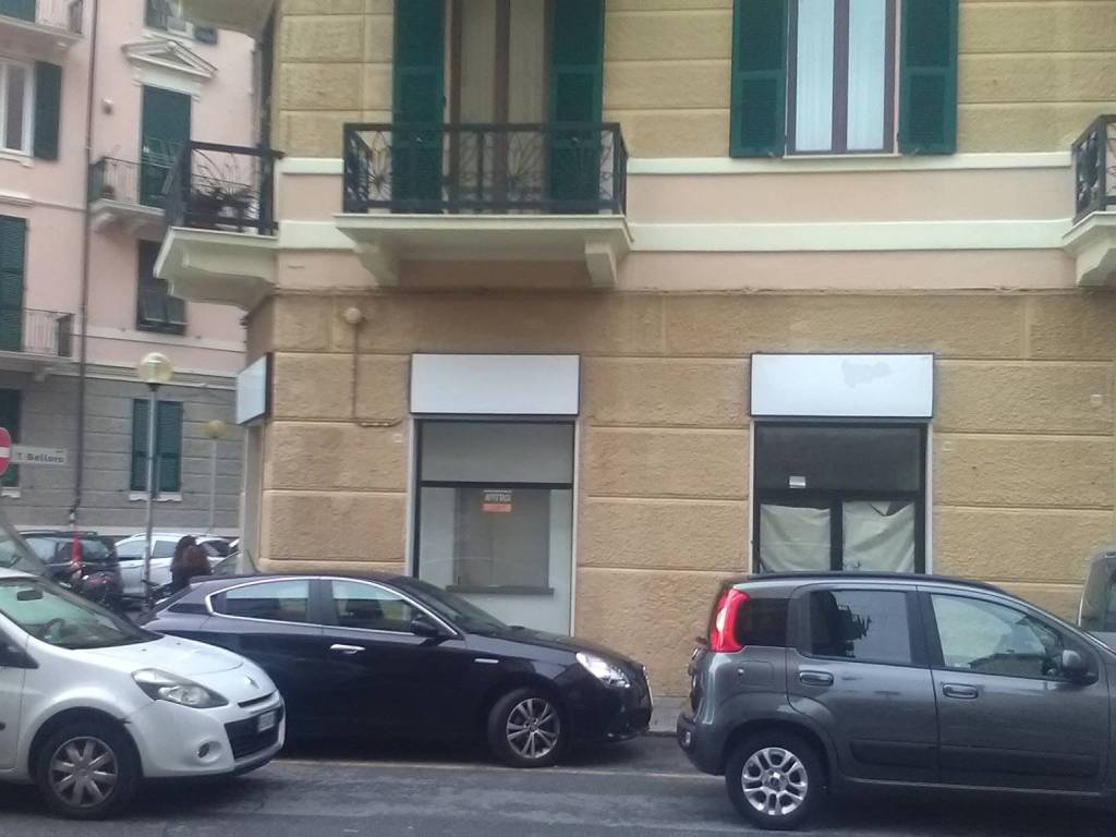 negozio in affitto a Savona in zona Centro Storico