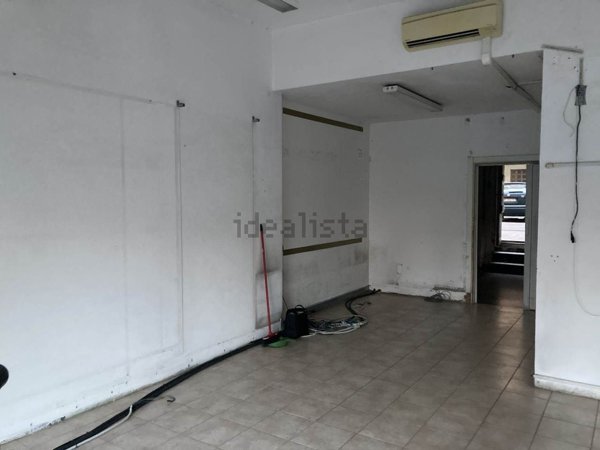 negozio in affitto a Savona in zona Centro Storico