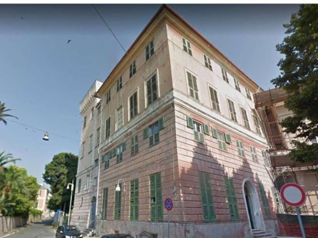 intera palazzina in affitto a Savona
