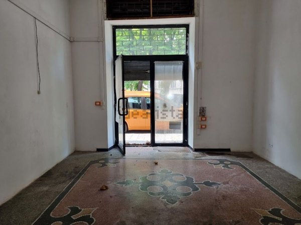 trivano in affitto a Savona in zona Centro Storico