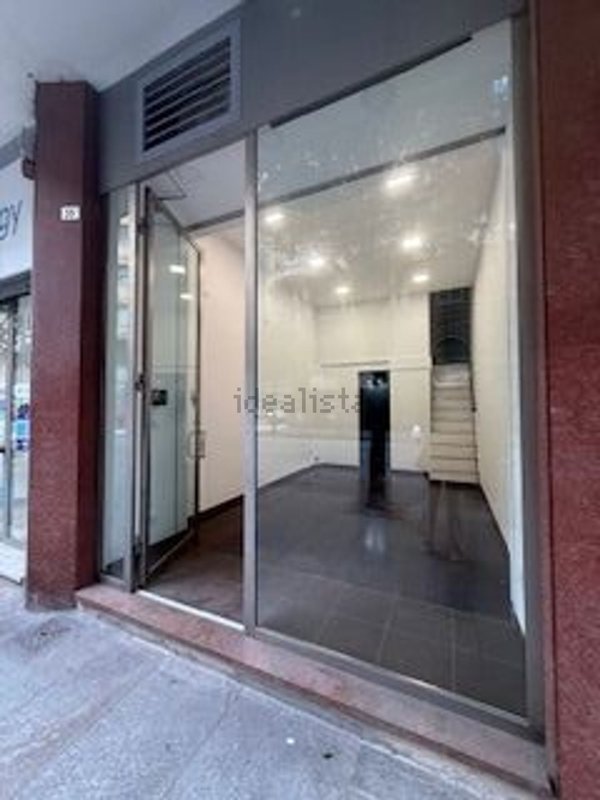 locale commerciale in affitto a Savona