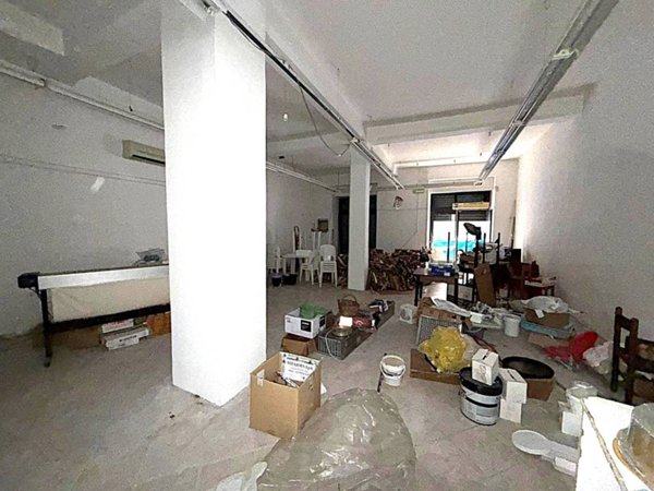 negozio in affitto a Savona in zona Centro Storico