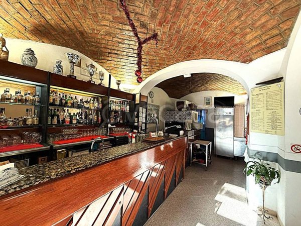 negozio in affitto a Savona in zona Centro Storico