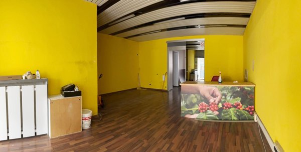 locale commerciale in affitto a Savona