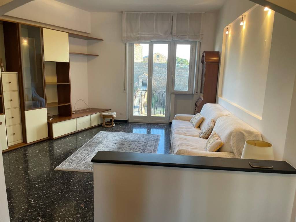 appartamento in affitto a Savona in zona Centro Storico