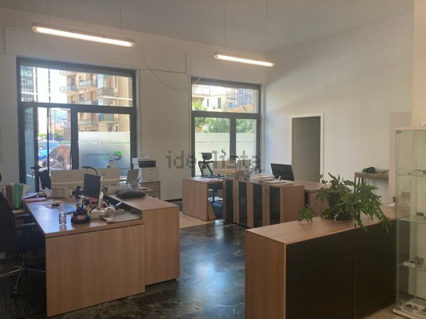 ufficio in affitto a Savona in zona Centro Storico