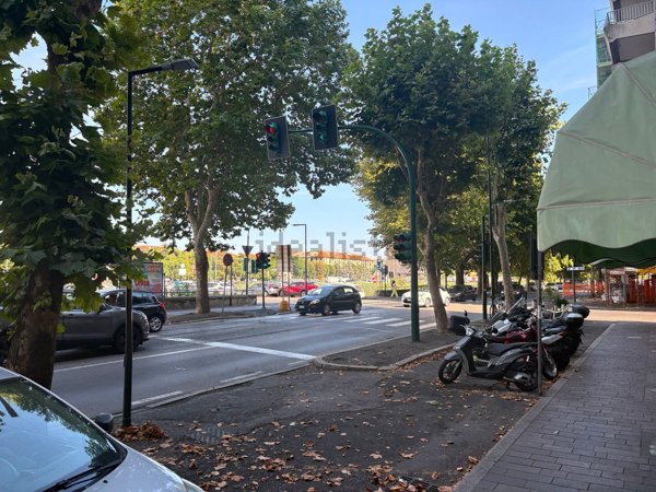 negozio in affitto a Savona in zona Centro Storico