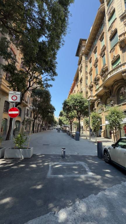 negozio in affitto a Savona in zona Centro Storico