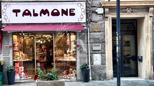 locale commerciale in affitto a Savona in zona Centro Storico