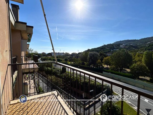 appartamento in affitto a Spotorno