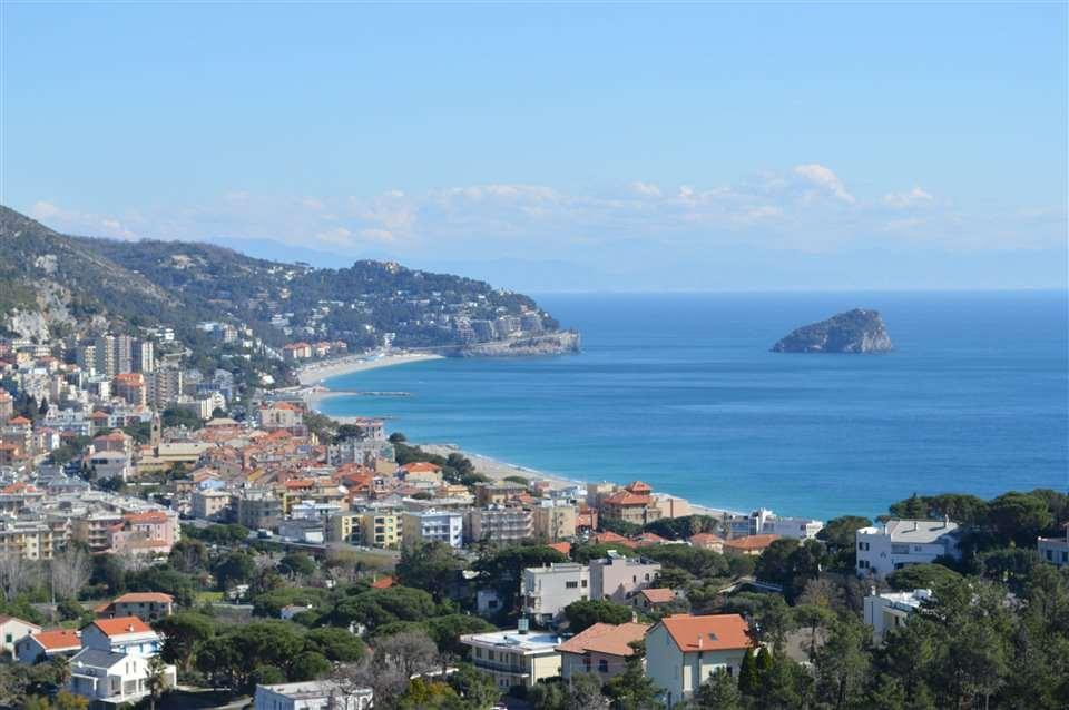 appartamento in affitto a Spotorno