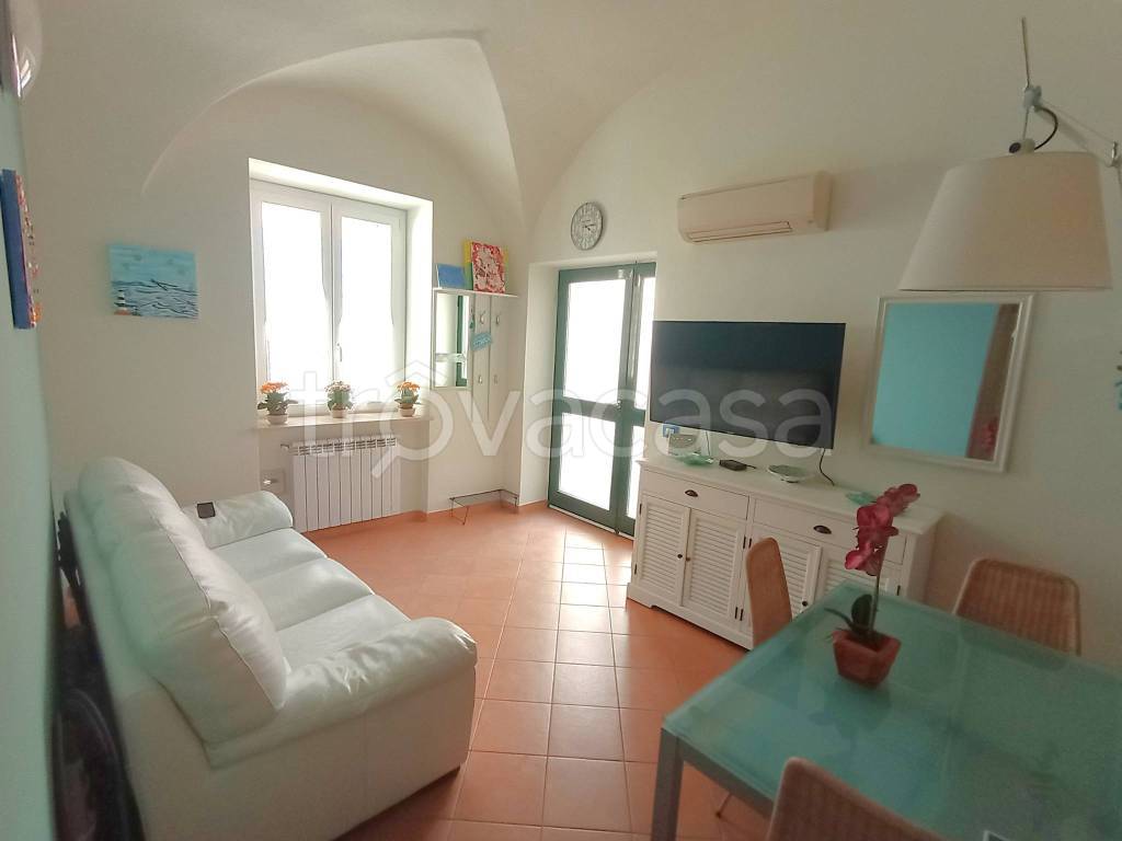 appartamento in affitto a Spotorno