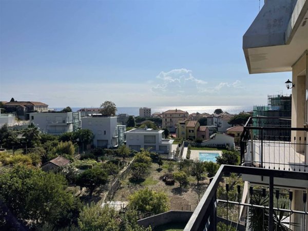 appartamento in affitto a Spotorno