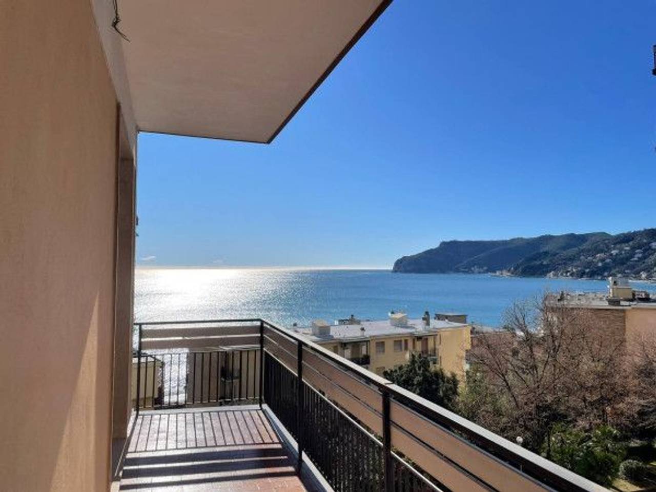 appartamento in affitto a Spotorno