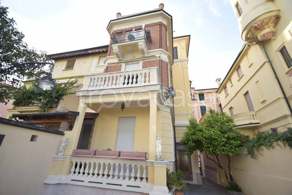 appartamento in affitto a Spotorno