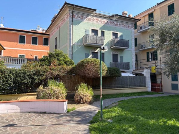 appartamento in affitto a Spotorno