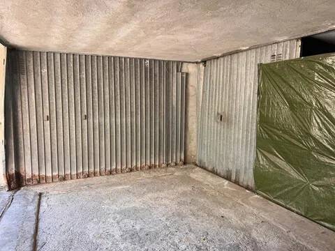 negozio in affitto a Spotorno in zona Prelo