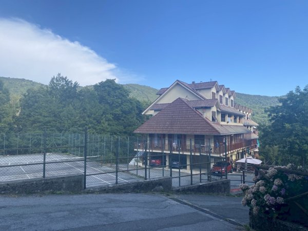 appartamento in affitto ad Urbe in zona Vara Superiore