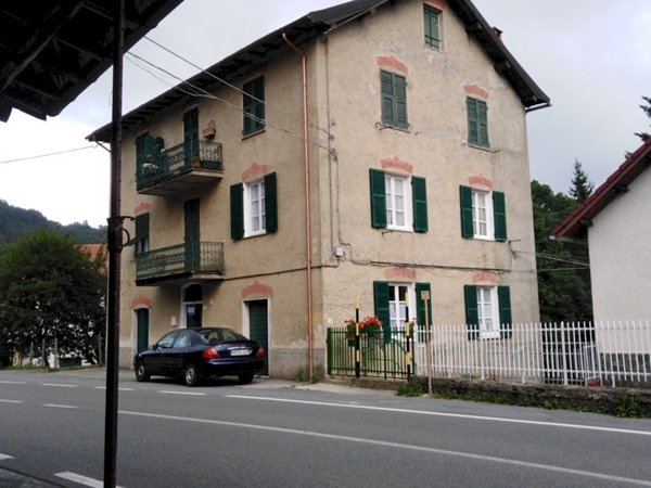 appartamento in affitto ad Urbe