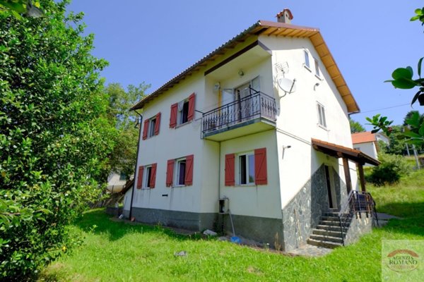 casa indipendente in affitto ad Urbe in zona Vara Superiore