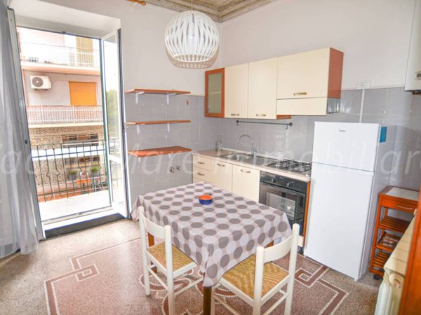 appartamento in affitto a Vado Ligure in zona Porto