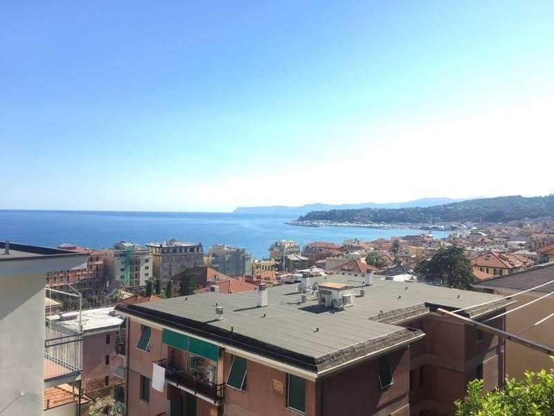 appartamento in affitto a Varazze